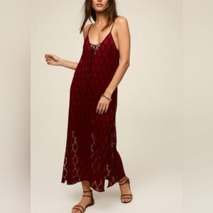 Band of the Free Burgundy Midi Dress💕 Size: L